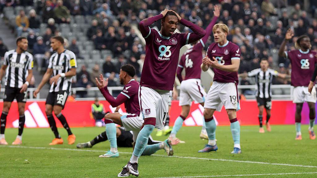  Jaidon Anthony of Burnley reacts