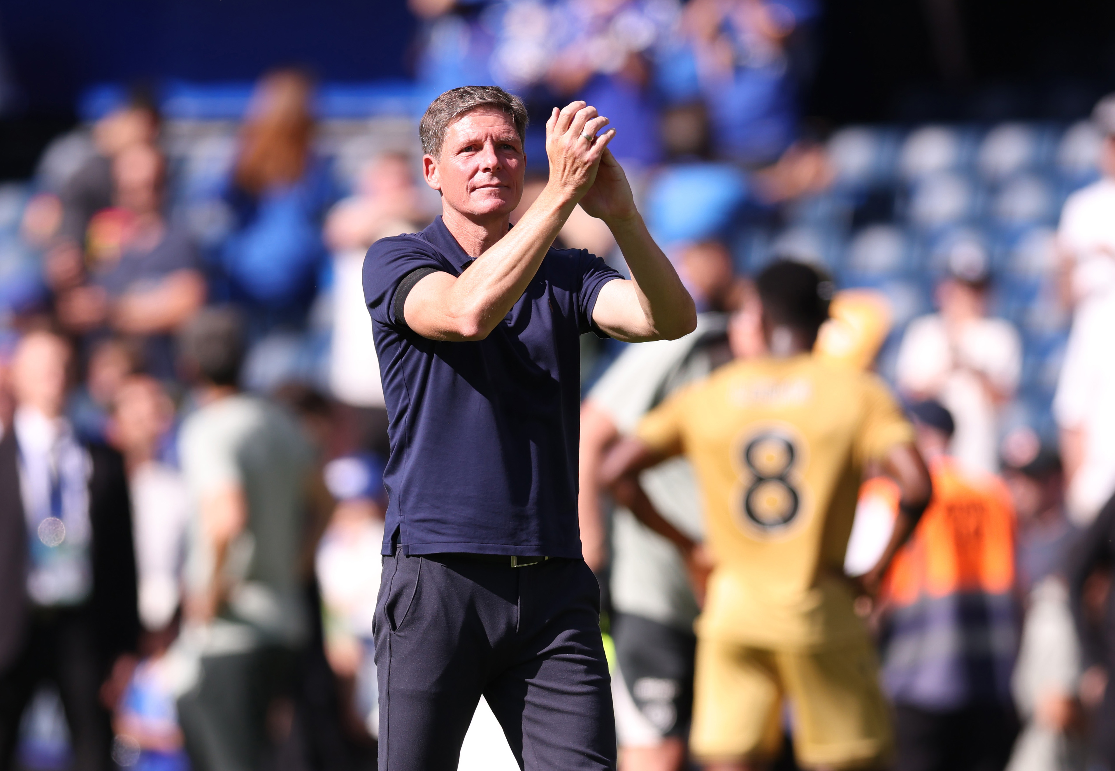 LONDON, ENGLAND - AUGUST 17: Crystal Palace Manager / Head Coach Oliver Glasner applauds after the Premier League match between Chelsea and Crystal Palace at Stamford Bridge on August 17, 2025 in London, England. (Photo by Catherine Ivill - AMA/Getty Images)