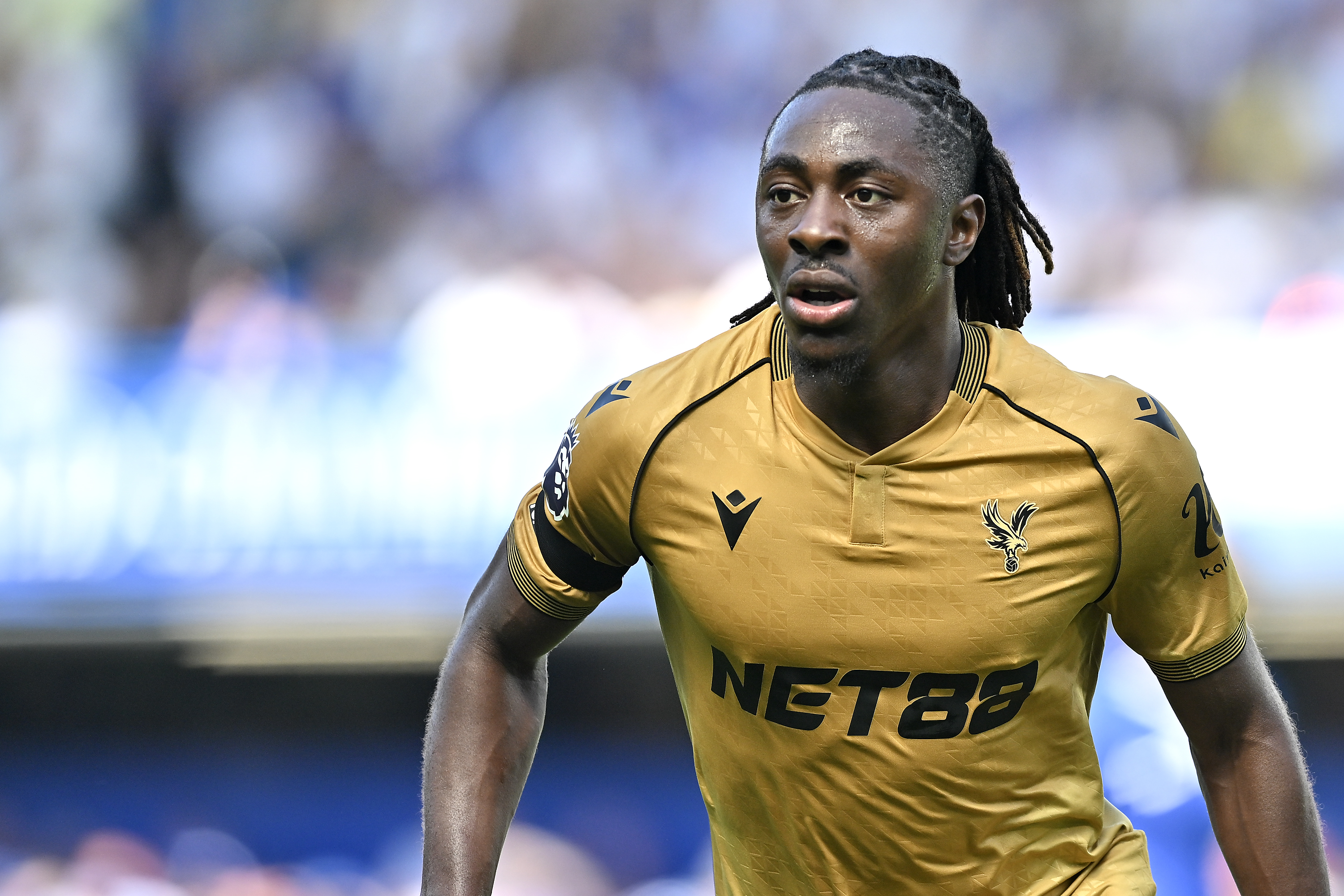 LONDON, ENGLAND - AUGUST 17: Eberechi Eze of Crystal Palace during the Premier League match between Chelsea and Crystal Palace at Stamford Bridge on August 17, 2025 in London, England. (Photo by Vince Mignott/MB Media/Getty Images)