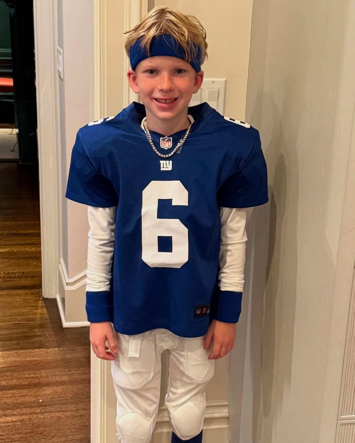 Eli Mannings Son Goes as Favorite QB For Halloween Not His Dad