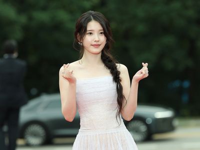 IU仙氣飄飄奪視后　CHAUMET勝利耳環見證光榮時刻