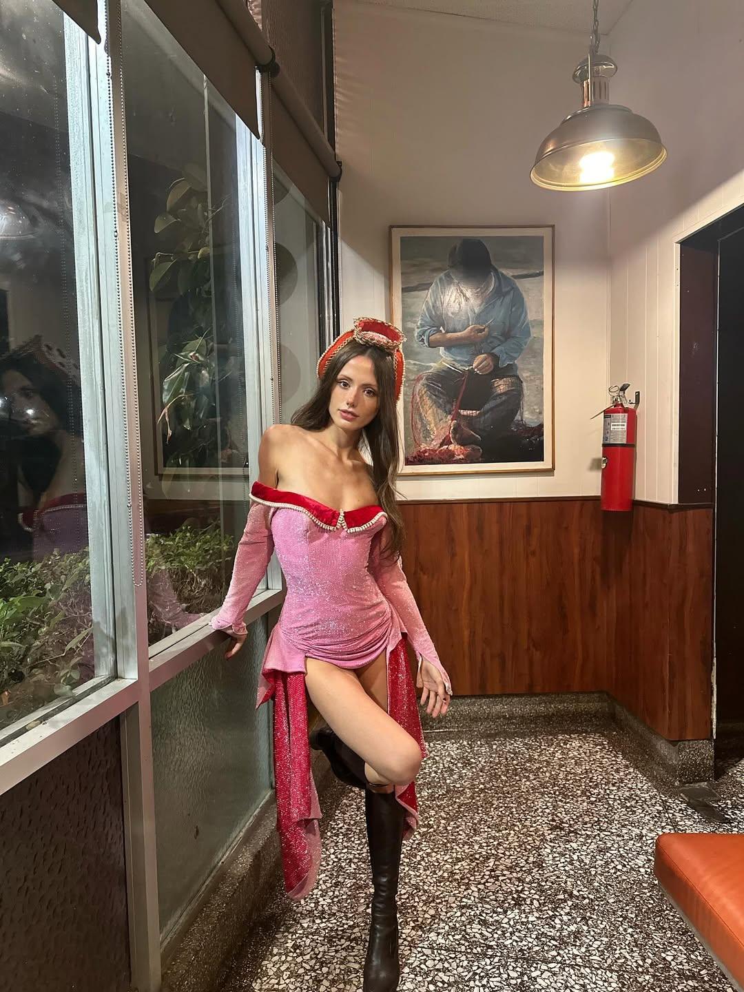 Kate Beckinsale's daughter, Lily Sheen