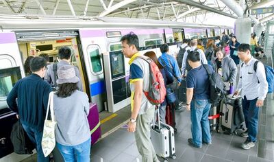 桃園機場捷運電力跳脫異常　19列車、2000旅客受影響