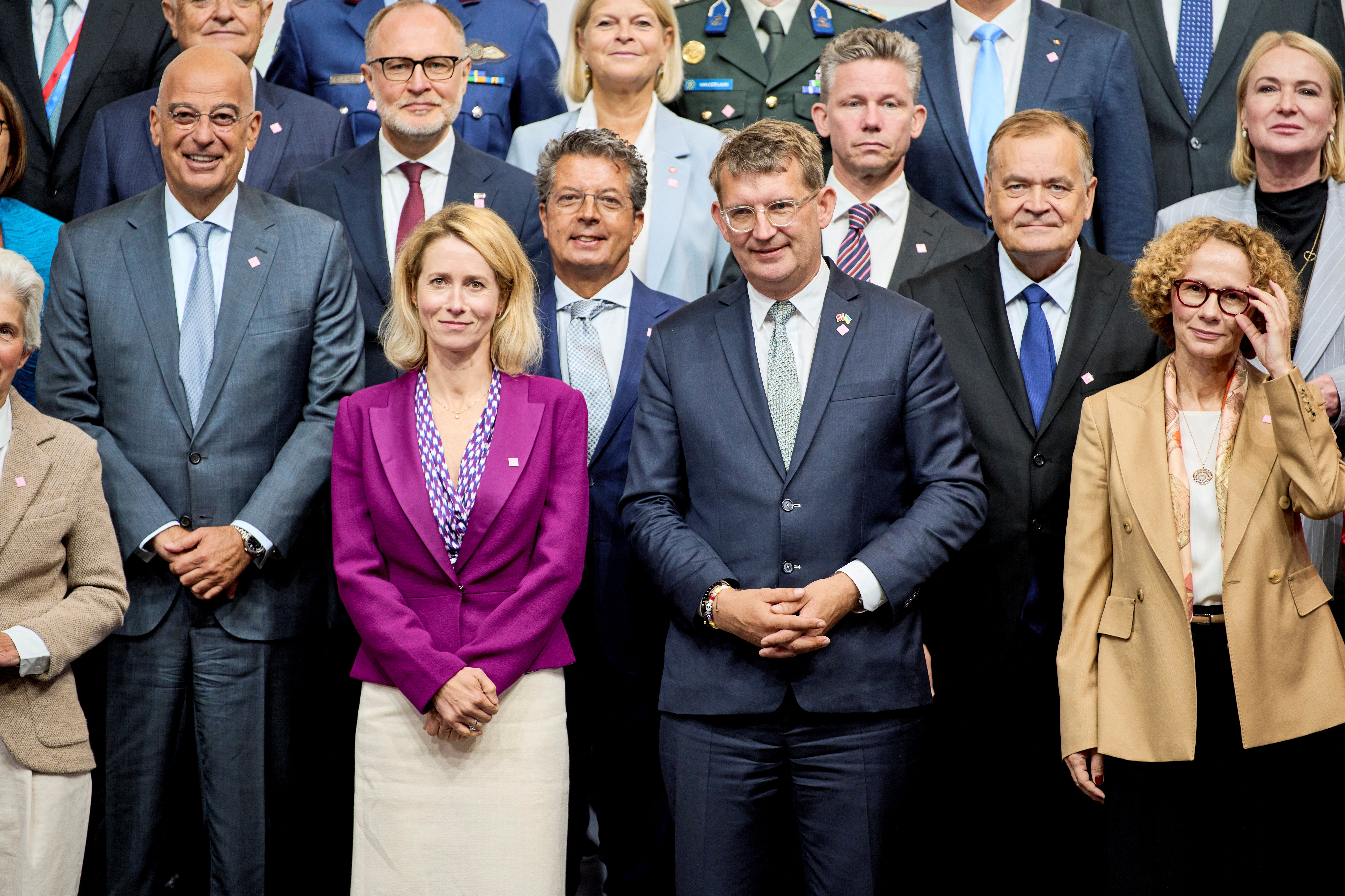 Vice-President of the European Commission Kaja Kallas and Danish Minister of Defence Troels Lund Poulsen stand in the middle for a family photo at the informal EU Defence Ministers' meeting in Copenhagen, Denmark, August 29, 2025. Ritzau Scanpix/Thomas Traasdahl via REUTERS ATTENTION EDITORS - THIS IMAGE WAS PROVIDED BY A THIRD PARTY. DENMARK OUT. NO COMMERCIAL OR EDITORIAL SALES IN DENMARK.