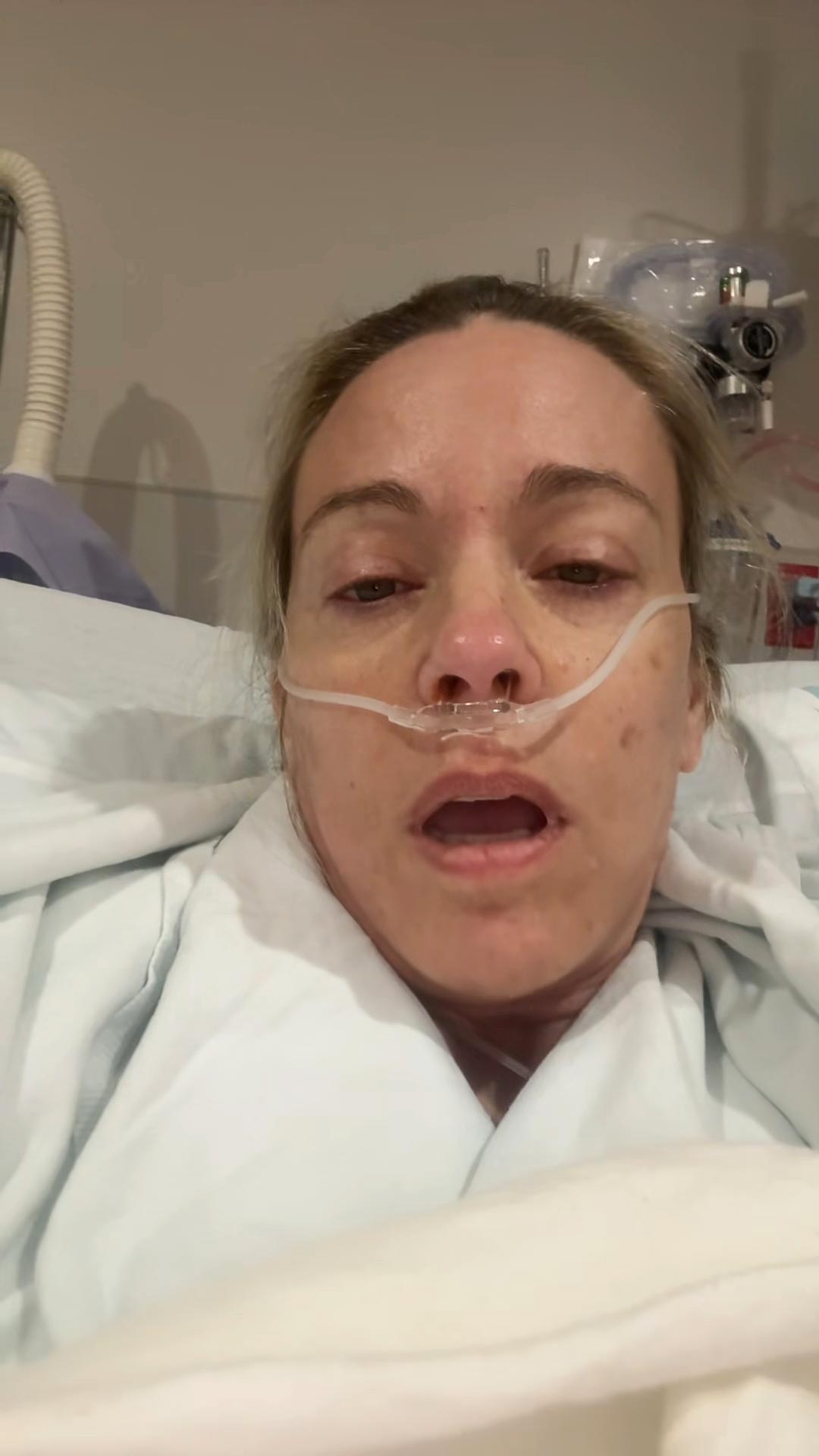 Kate Gosselin Feels Helpless Amid Recovery as She s Discharged from Hospital After Life Altering Injury VS kategosselinkategosselinTikTok 0 01 1