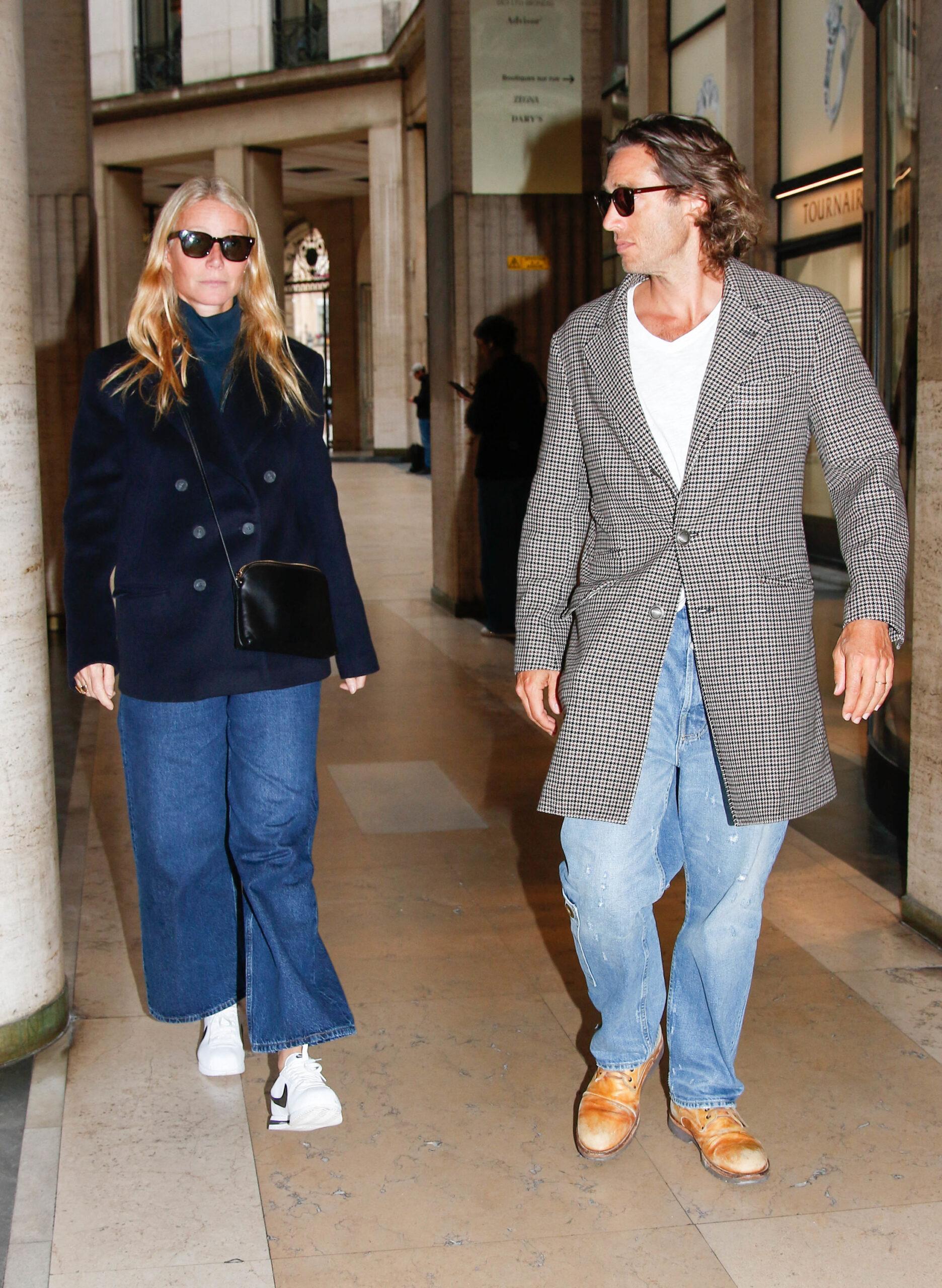 Gwyneth Paltrow and Brad Falchuk enjoying a stroll during Paris Fashion Week