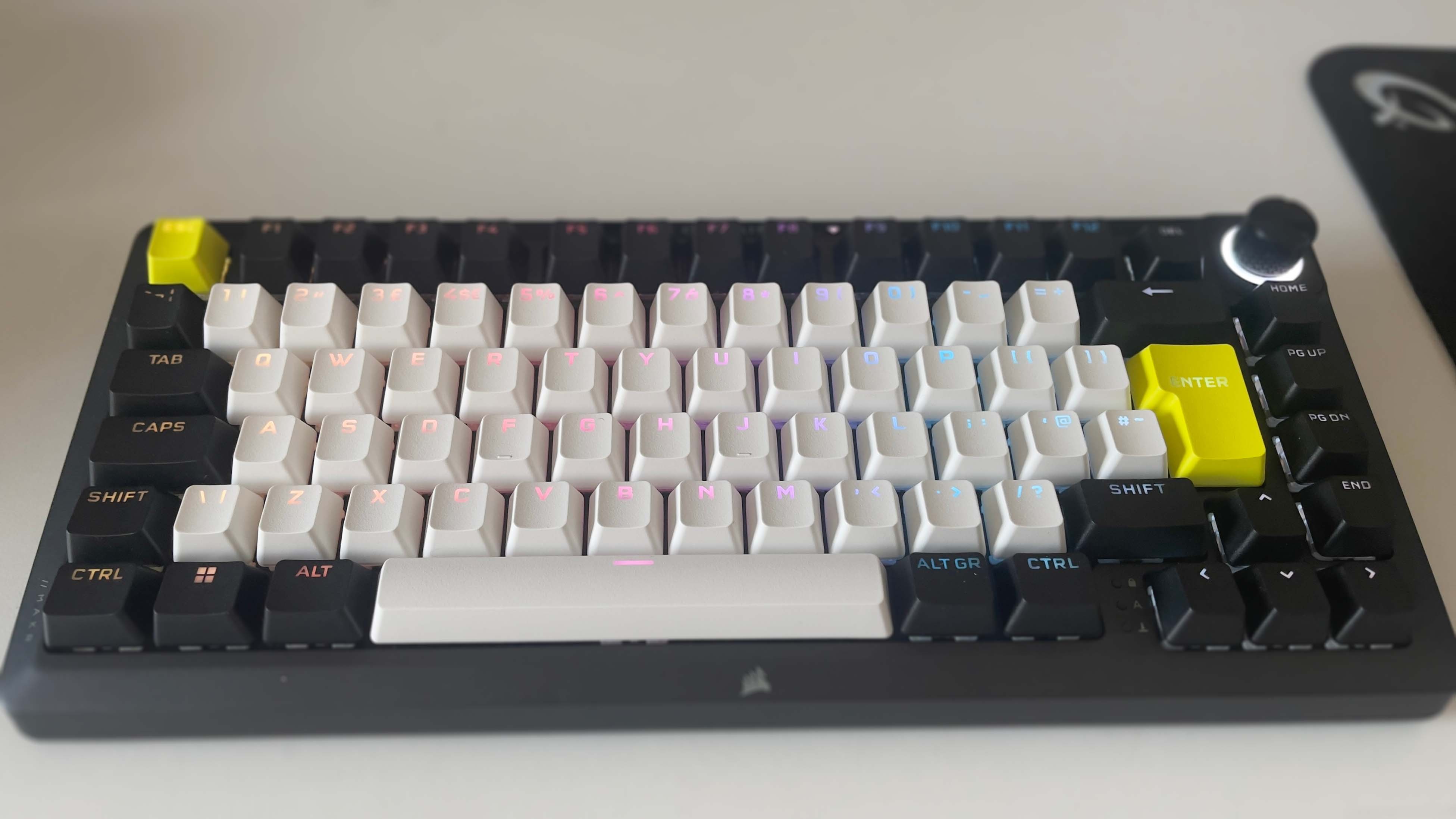 Corsair MAKR 75 keyboard