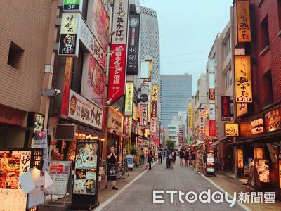 飛日本玩！他嘆「沒早餐店」都嗑超商飯糰、三明治　達人搖頭