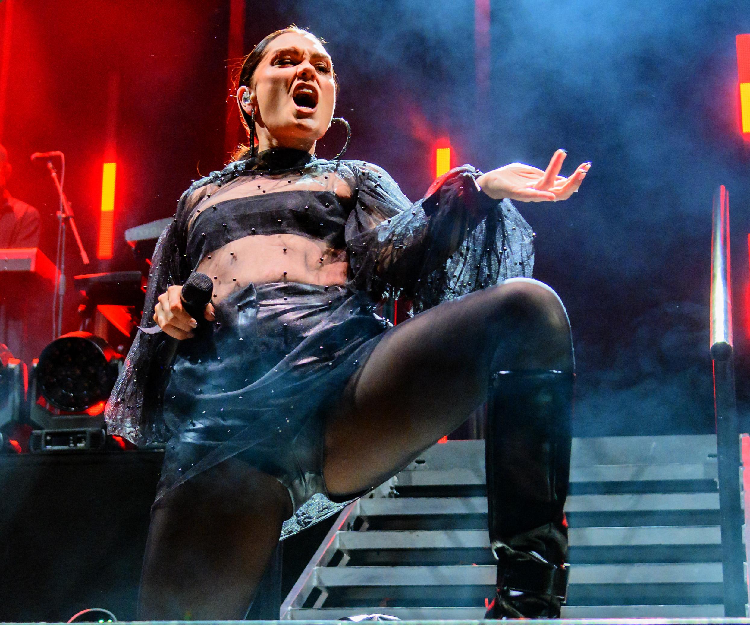 Jessie J at Camper Calling