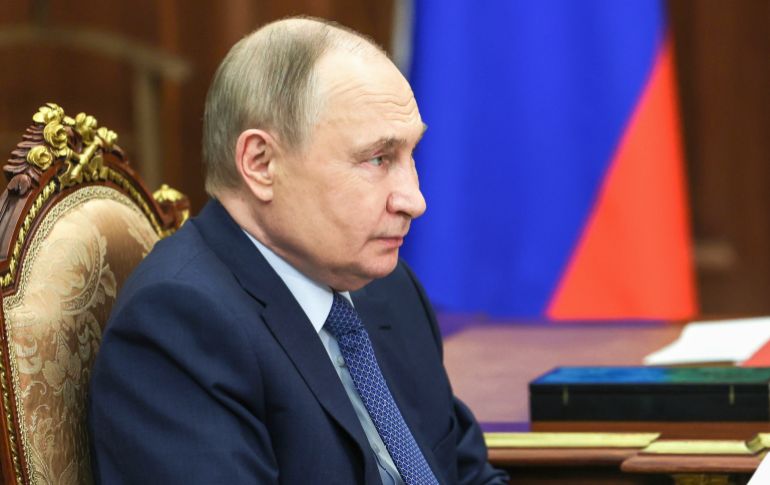 Russian President Vladimir Putin meets with President of the Russian Fertilizers Producers Association Andrey Guryev at the Kremlin in Moscow, Russia, Thursday, July 17, 2025. (Mikhail Metzel, Sputnik, Kremlin Pool Photo via AP)