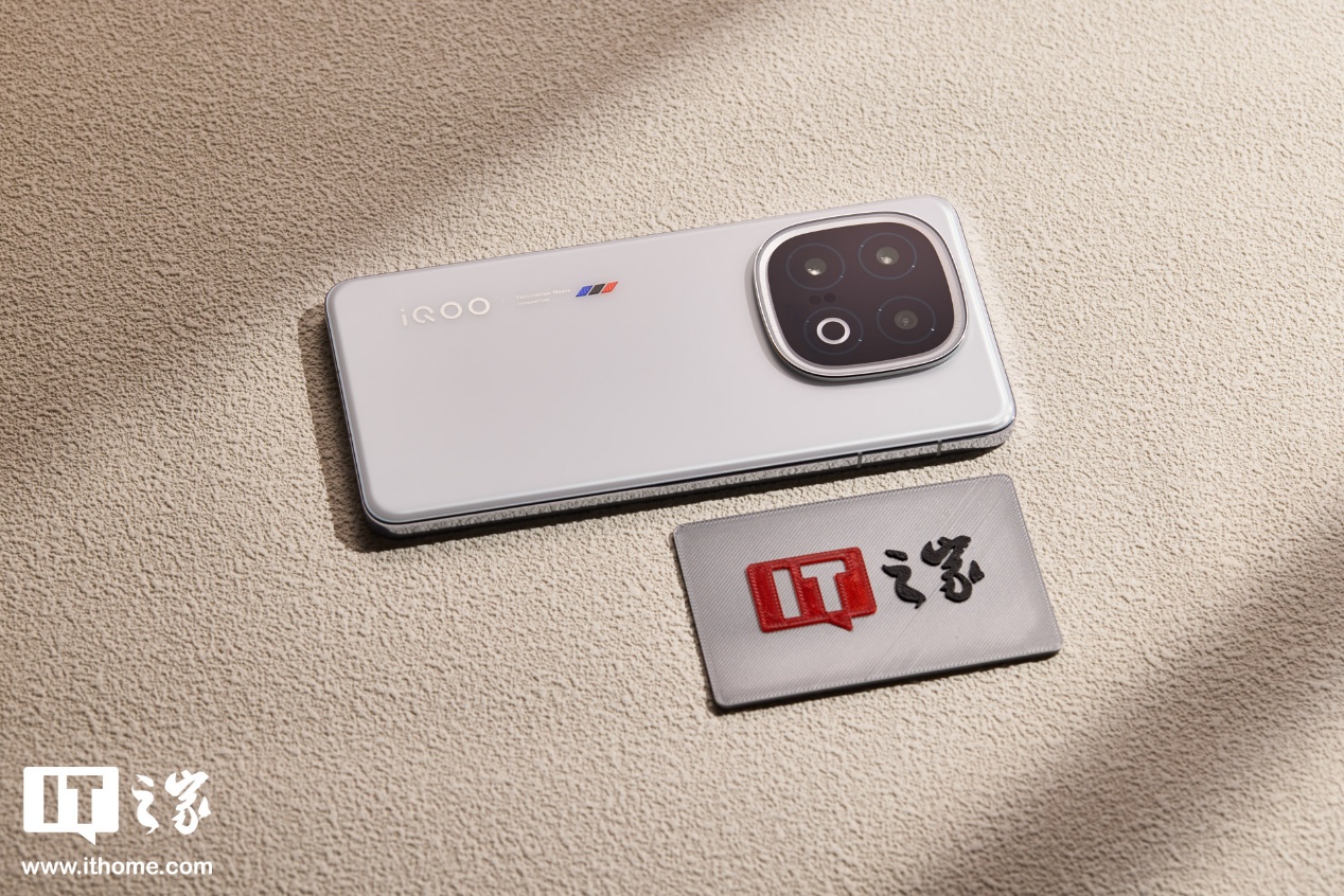 消息称某厂 SM8850 新机全系标配 50Mp 3X 中底潜望镜,预计为 iQOO 15 图片 7