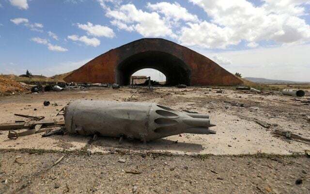 今年4月3日，以色列空军轰炸了位于叙利亚南部哈马省、土耳其考虑作为军事基地的T-4机场，土外长费丹后来表示不寻求同以色列的对抗。