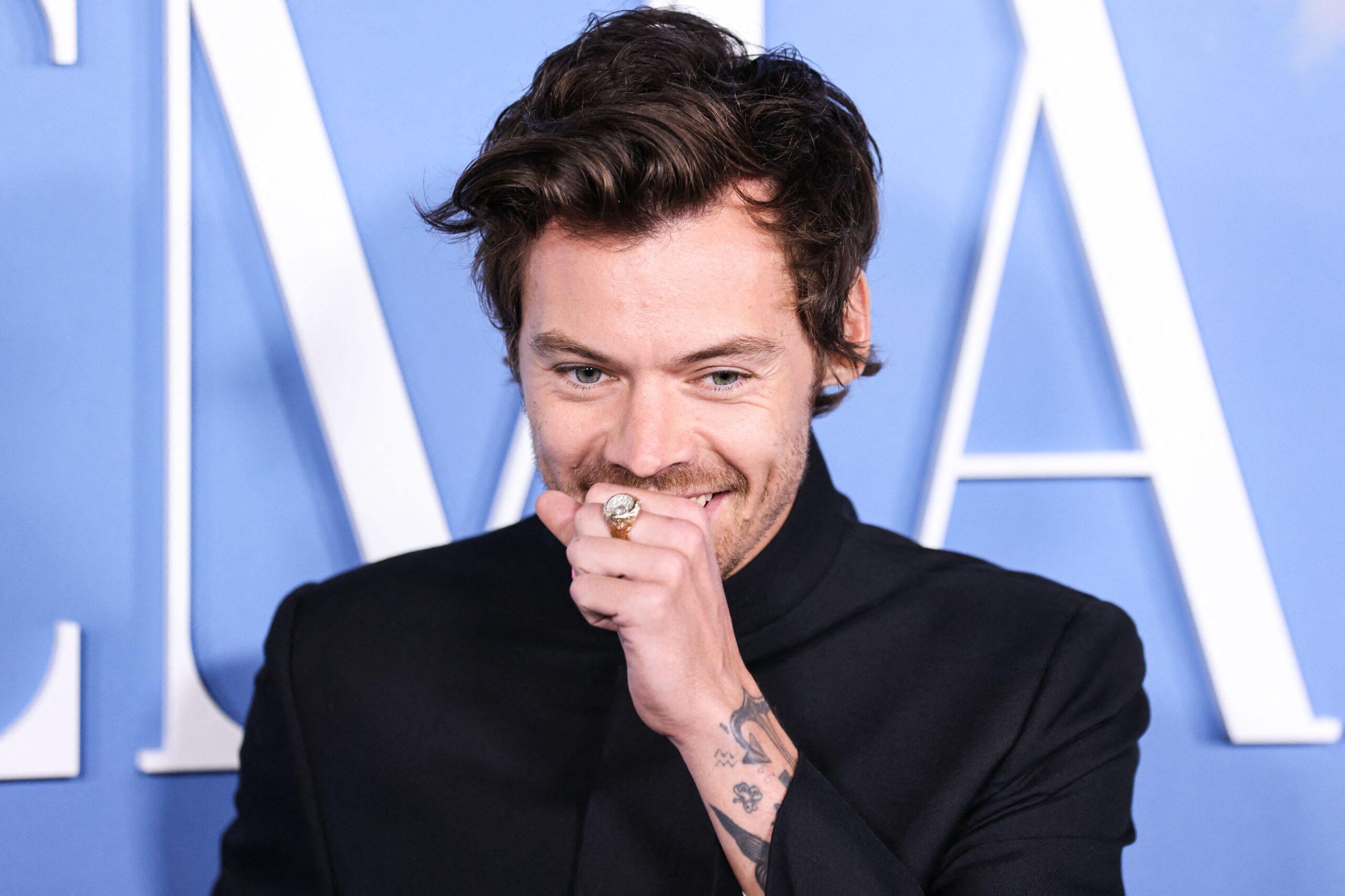 Harry Styles' Stalker Arrested After Expressing &lsquo;Sexual Urges&rsquo; & 'Hand-Delivering Letters'