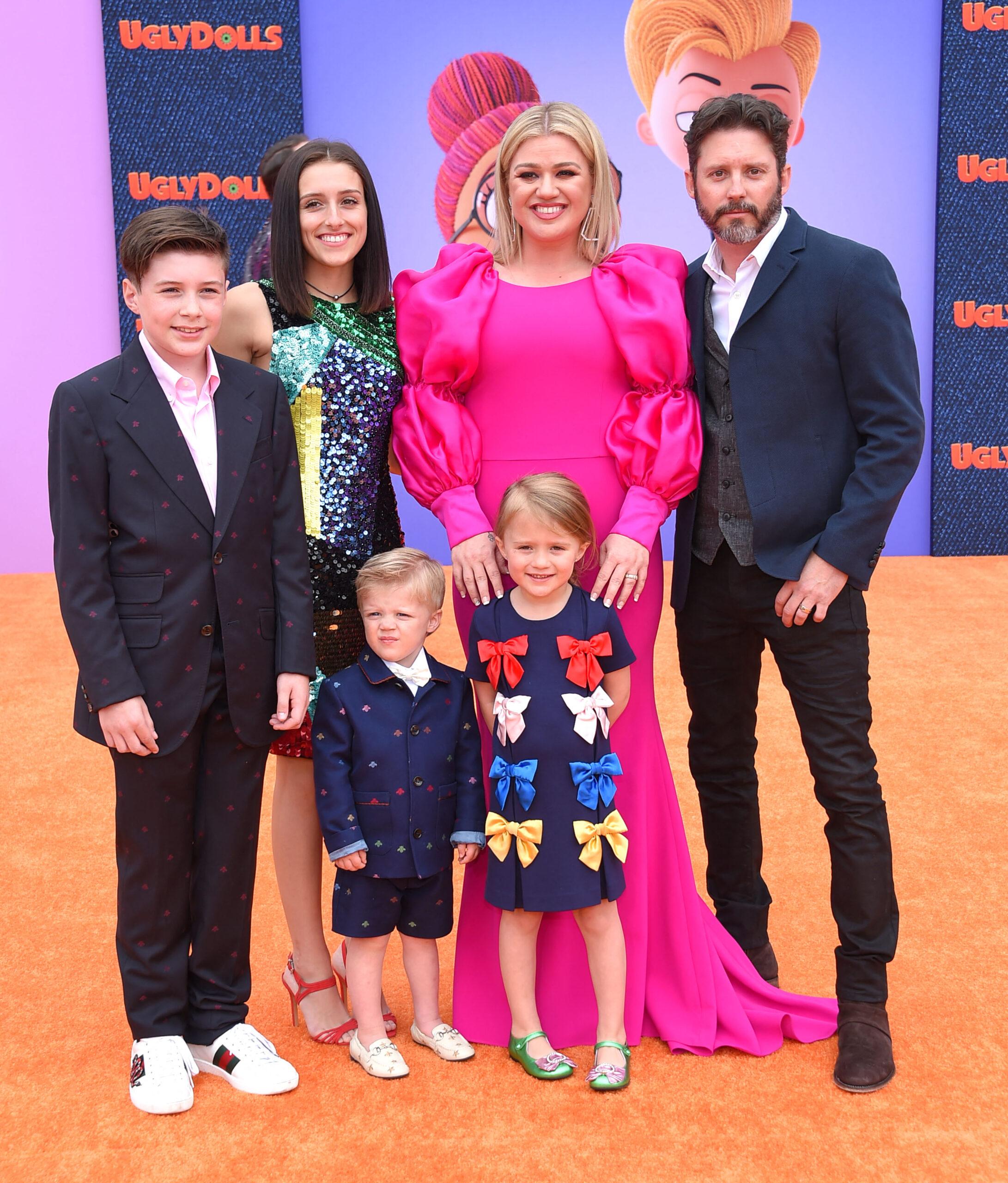 Kelly Clarkson and her family