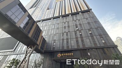 高雄百貨「3巨頭」趕工中　1區均價20萬坐等慶祝行情