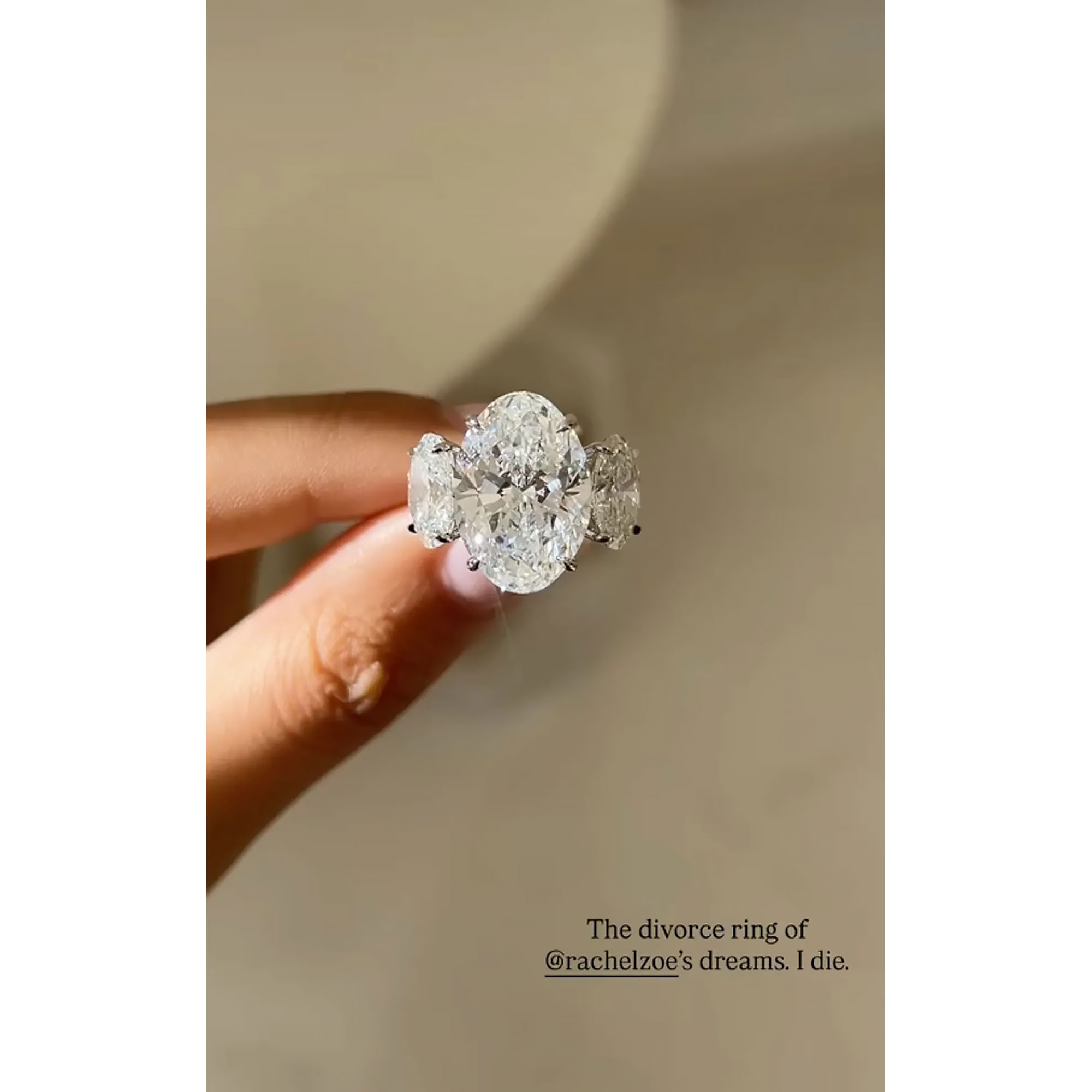 Rachel Zoe Joins EmRata on Divorce Ring Trend