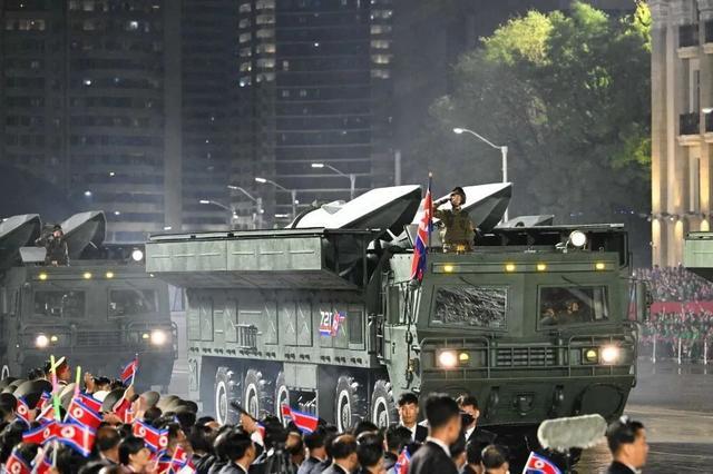 阅兵式上的火星-11戊