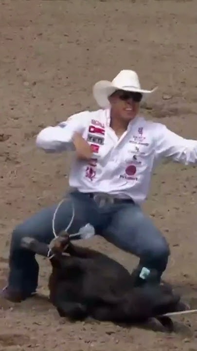 Shad Mayfield wins the 2025 Calgary Stampede in Tie-Down Roping with 6.8 seconds