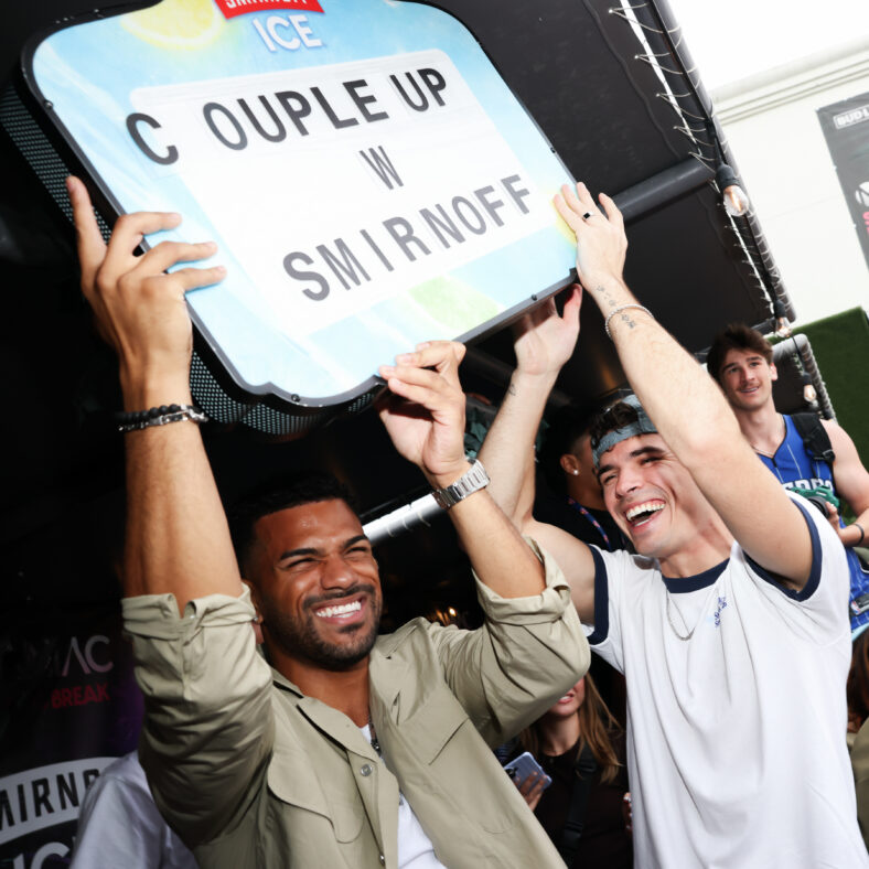 Jeremiah Brown, Nicolas Vansteenberghe