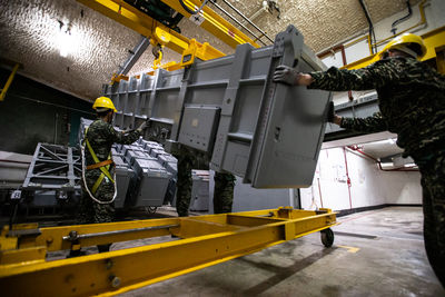 國軍士兵被中共女特工「楚亭」誘惑！狂洩雄二飛彈機密　下場慘了