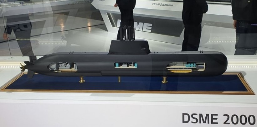 DSME-2000外贸潜艇展示模型，相比DSME 1400有更加大型化的艇体和流线型的围壳