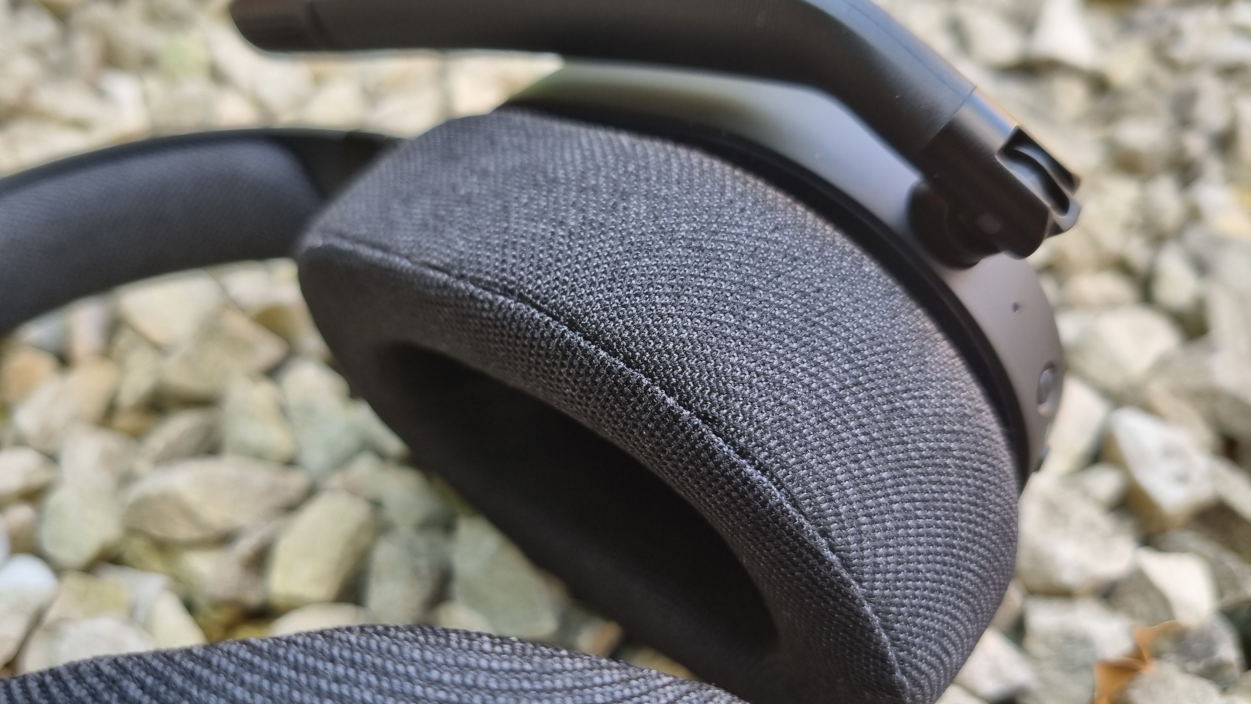The left earpad of the Fractal Scape gaming headset