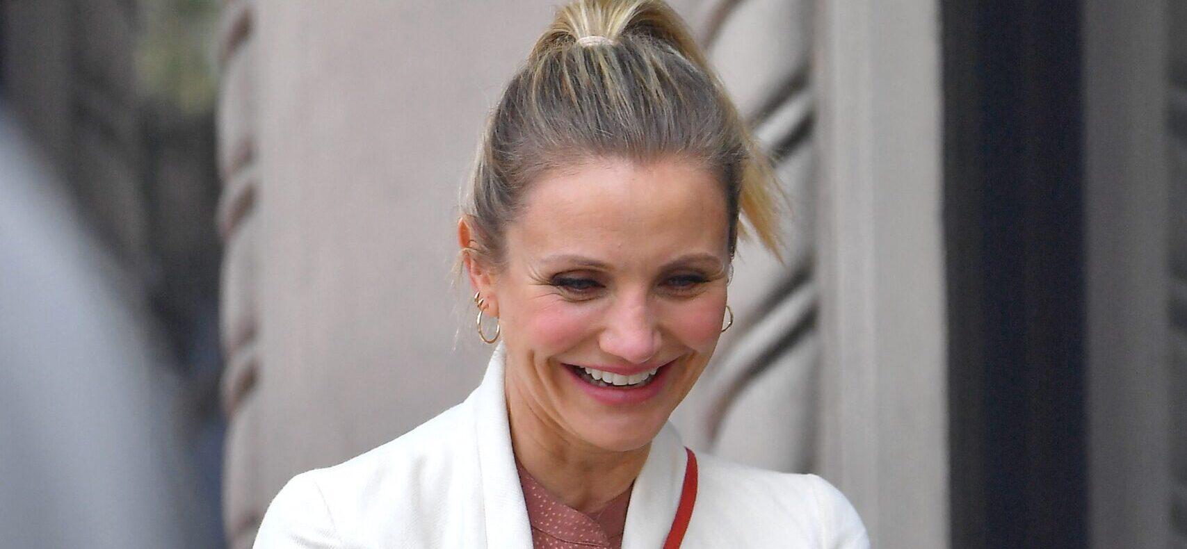 Cameron Diaz and Drew barrymore at Demi Moore's star ceremony