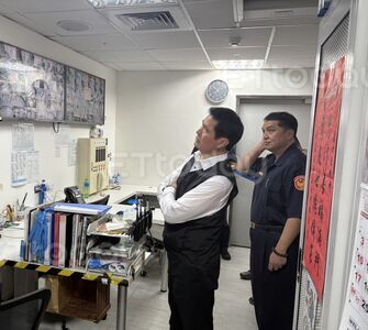 獨／踩「醫療暴力」紅線！黑衣人夜襲高雄醫院　警局長親追真相