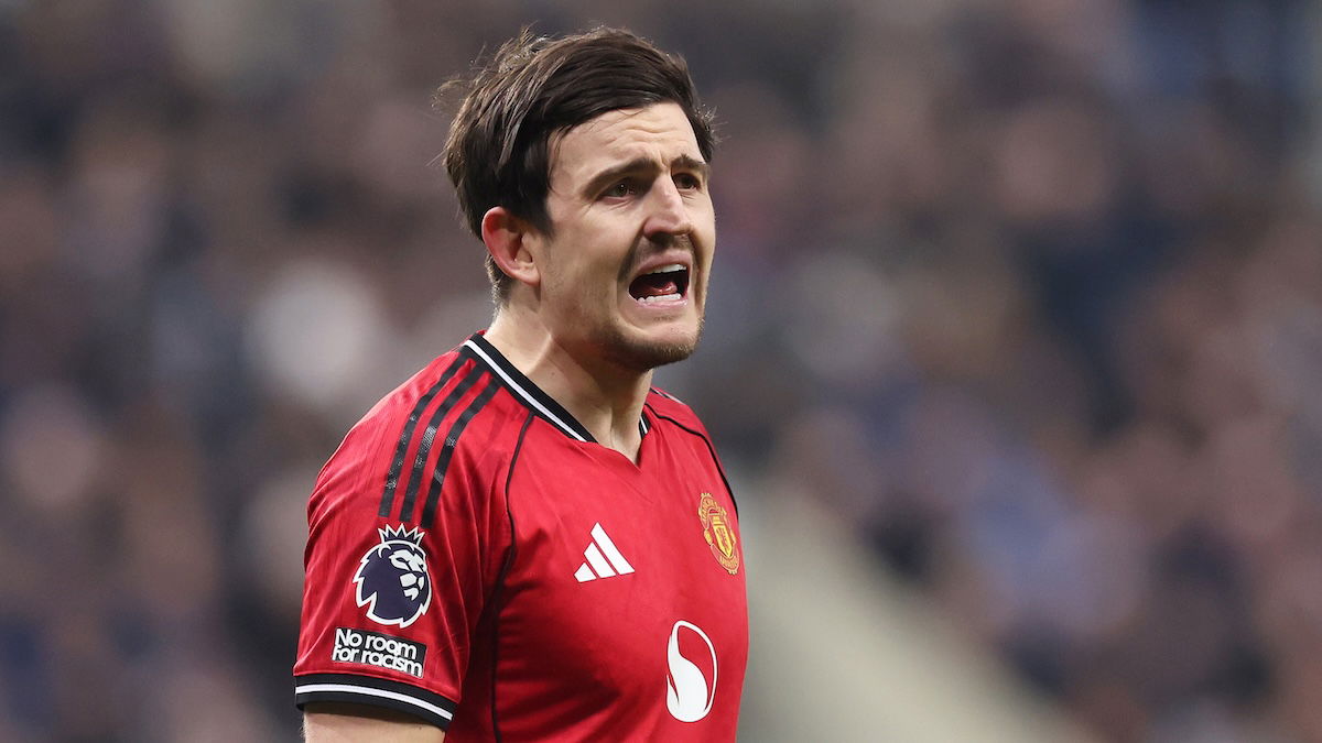 Harry Maguire: United ace provides key update on contract talks